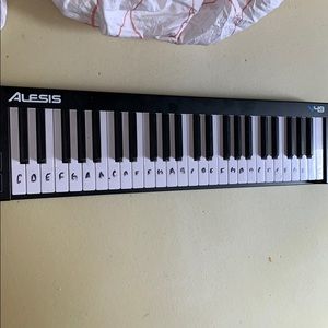 Electric piano keyboard (Alesia)